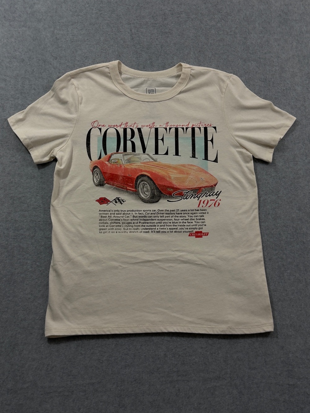 GM Apparel Corvette Stingray 1976 Beige T-Shirt Size XS